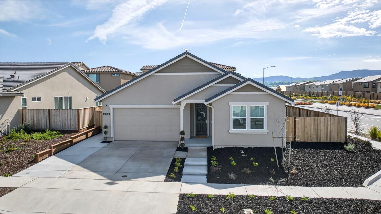 2001 Marigold Street