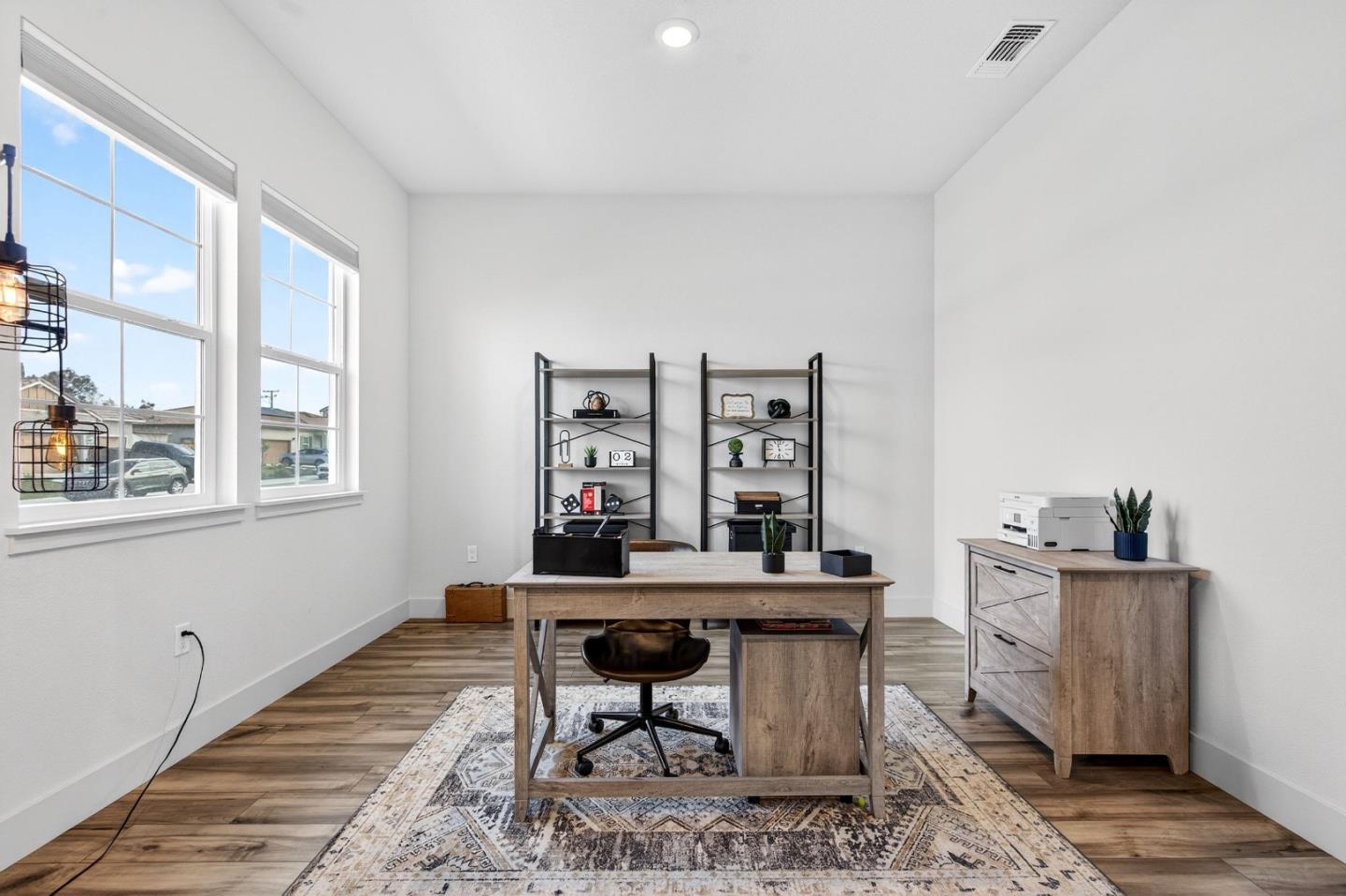 240 Scarlett Way