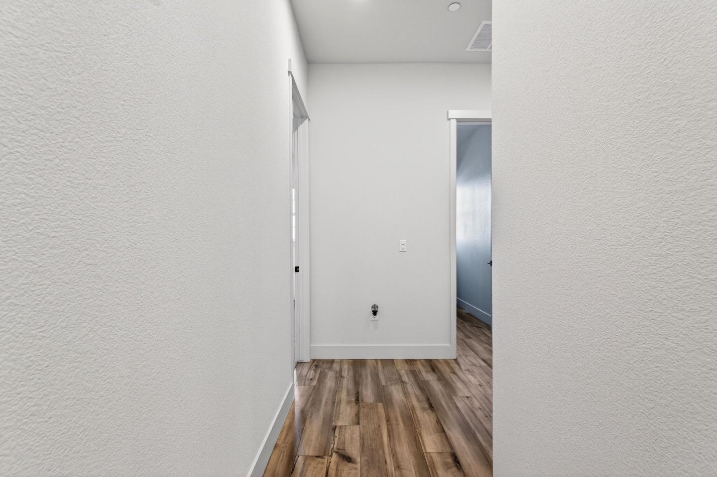 240 Scarlett Way