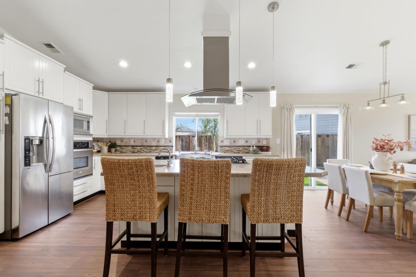 810 Capitola Drive