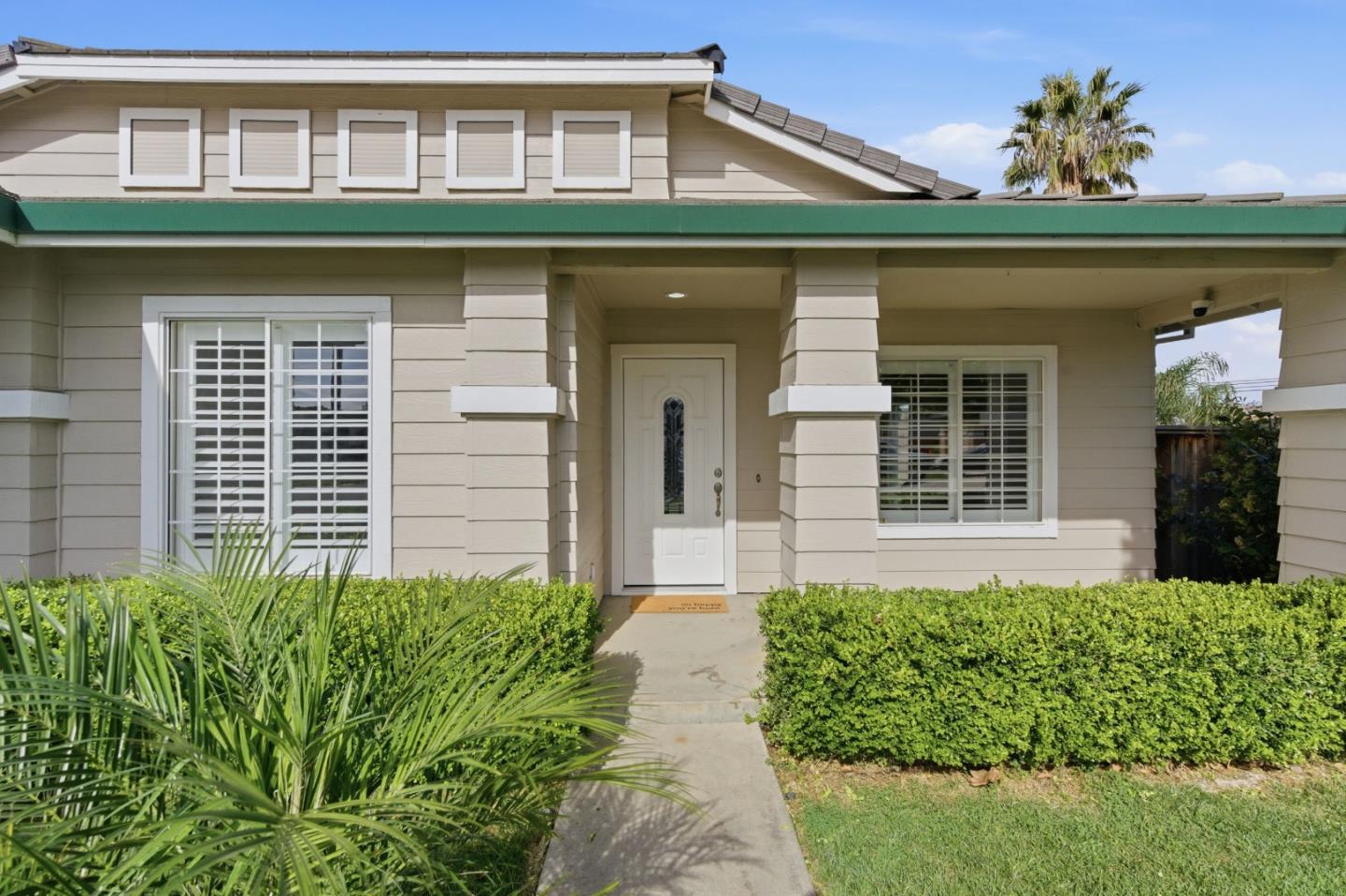 810 Capitola Drive