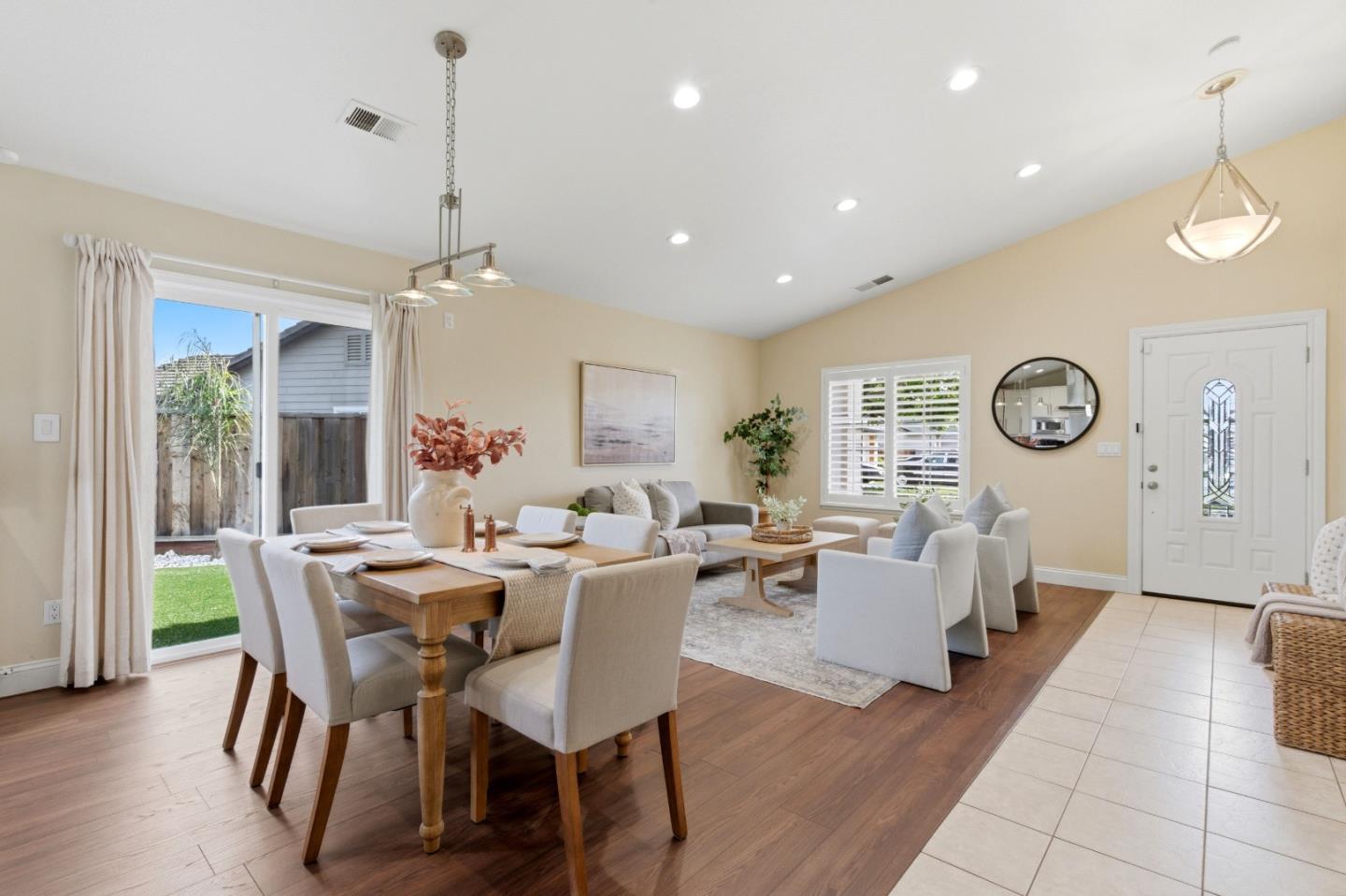 810 Capitola Drive
