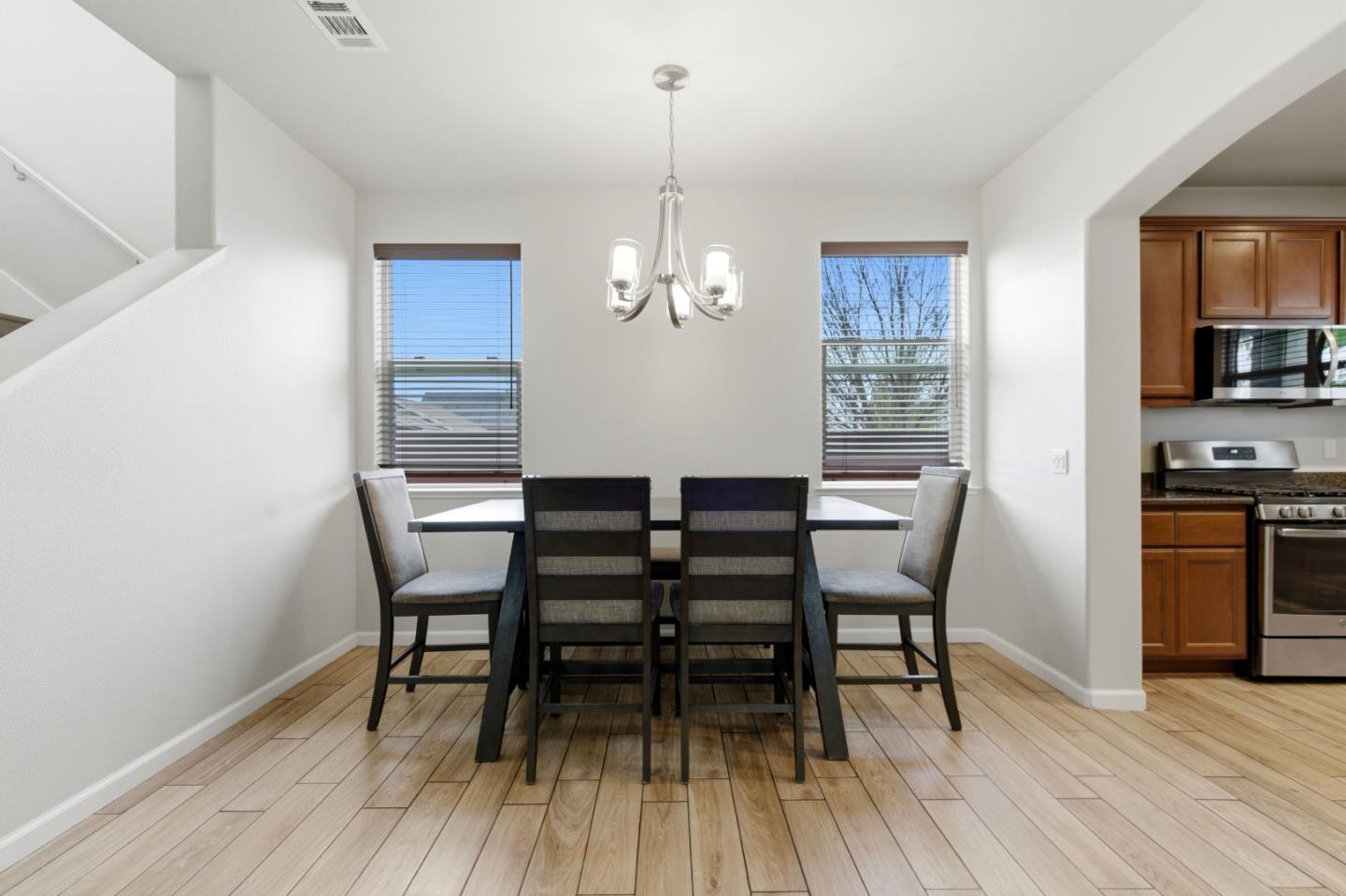 651 Livingston Avenue