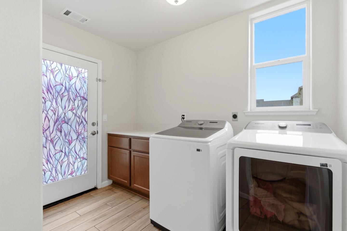 651 Livingston Avenue