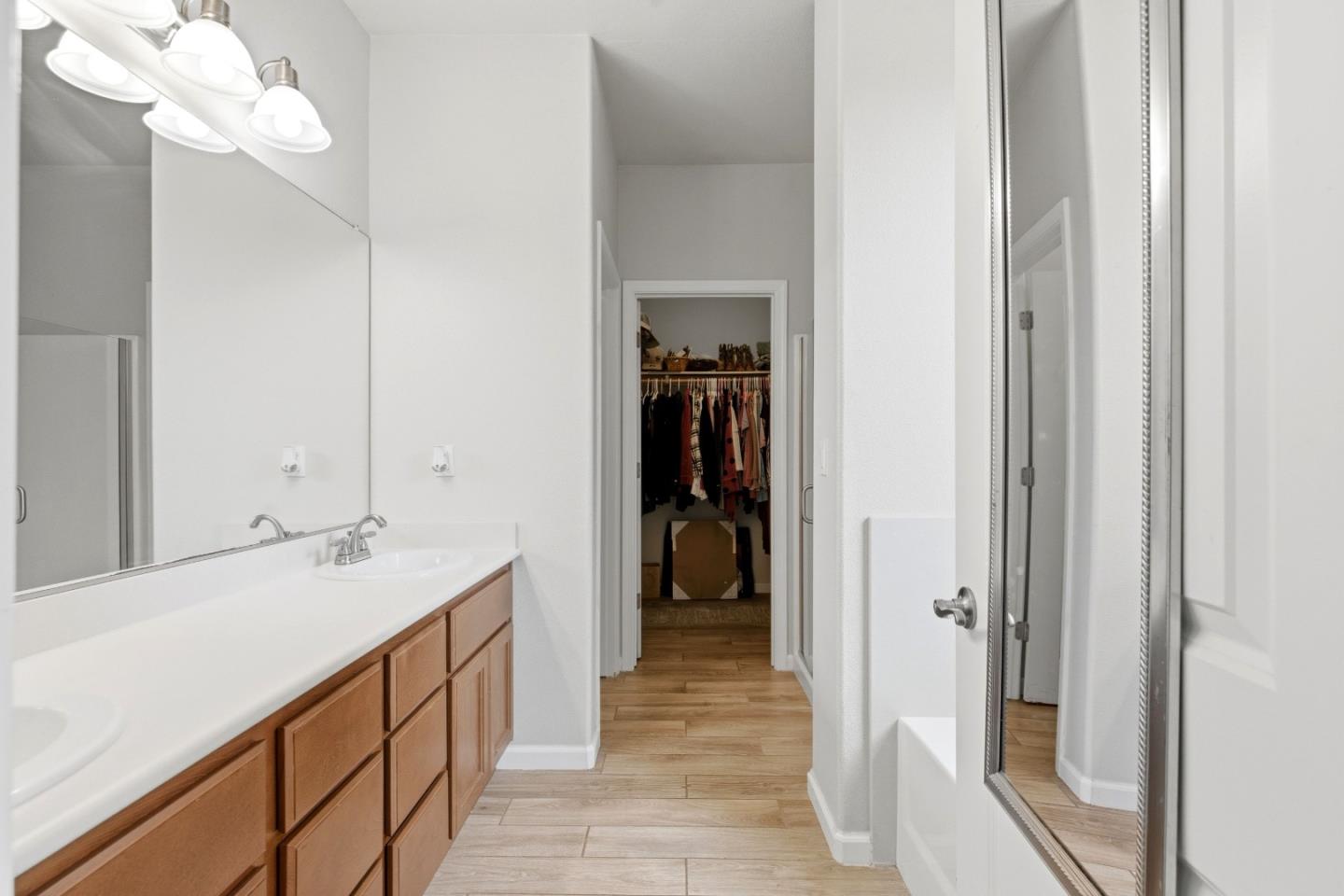 651 Livingston Avenue