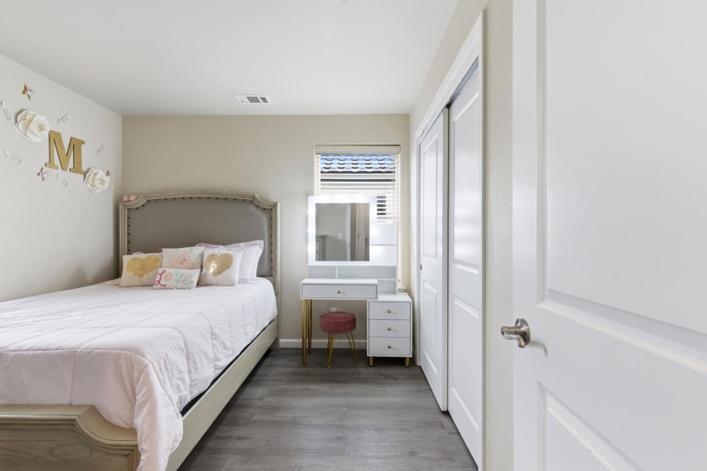 651 Livingston Avenue