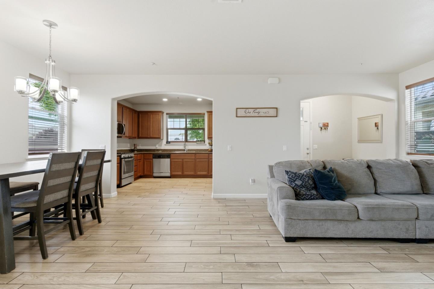 651 Livingston Avenue