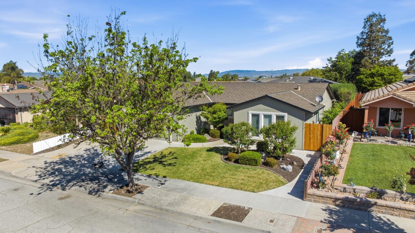 1660 Monte Vista Drive