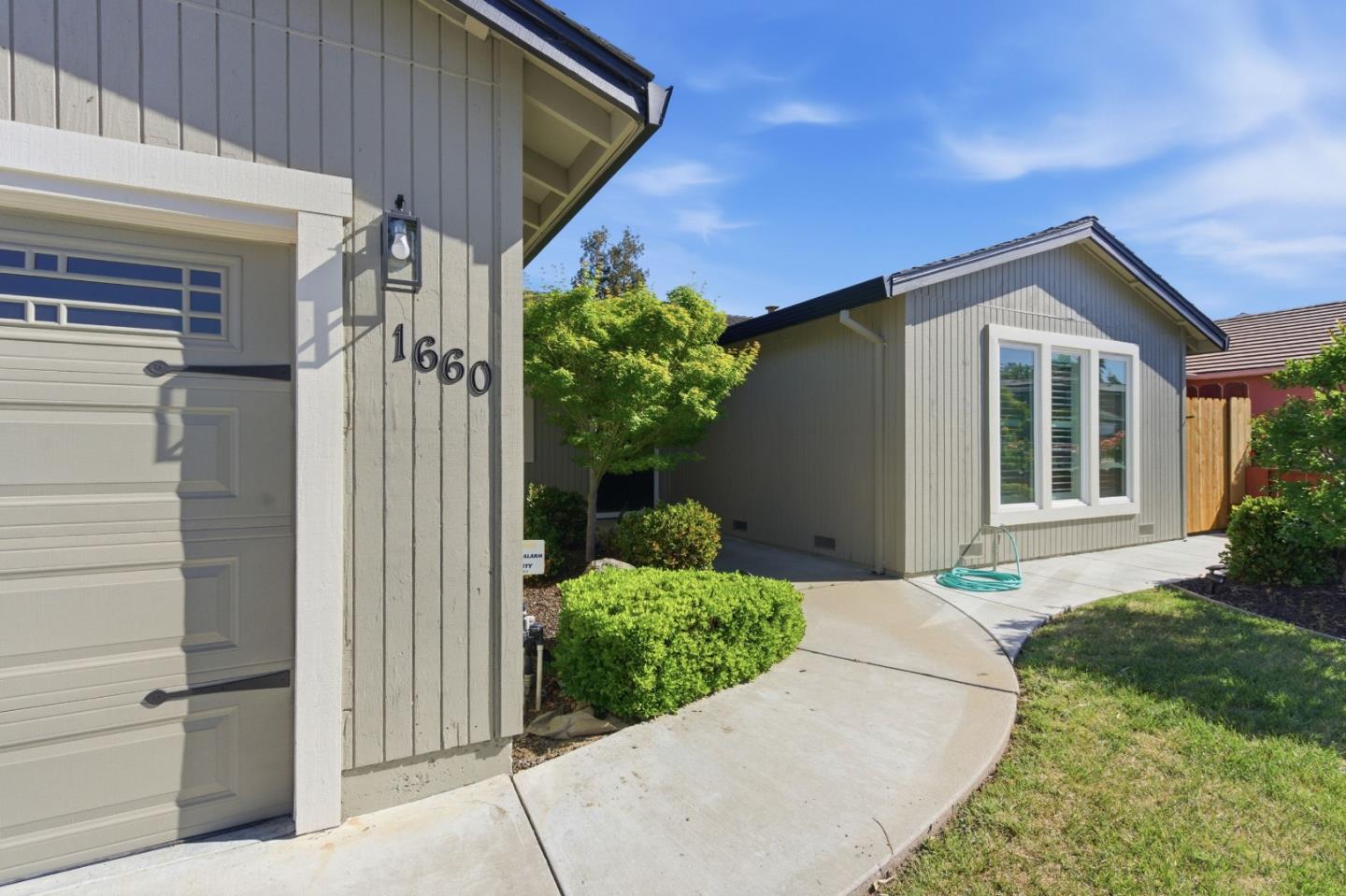 1660 Monte Vista Drive