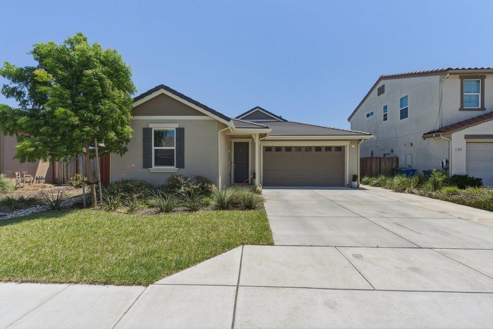 914 Fulton Way
