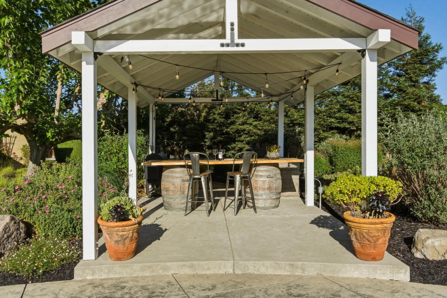 3390 Fallon Road