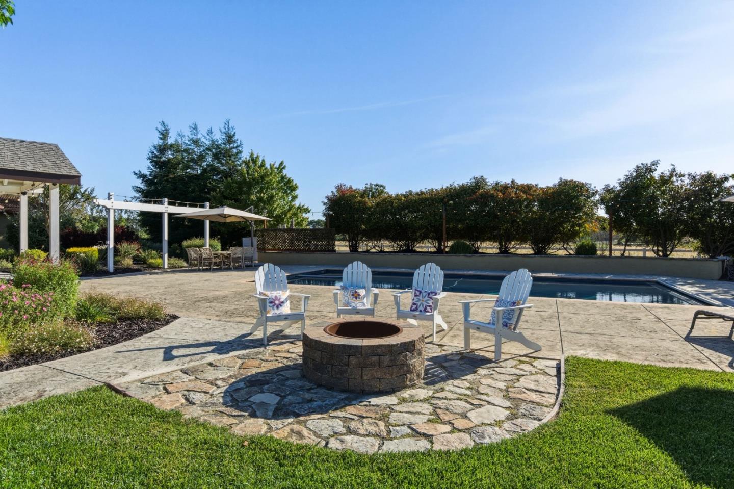 3390 Fallon Road