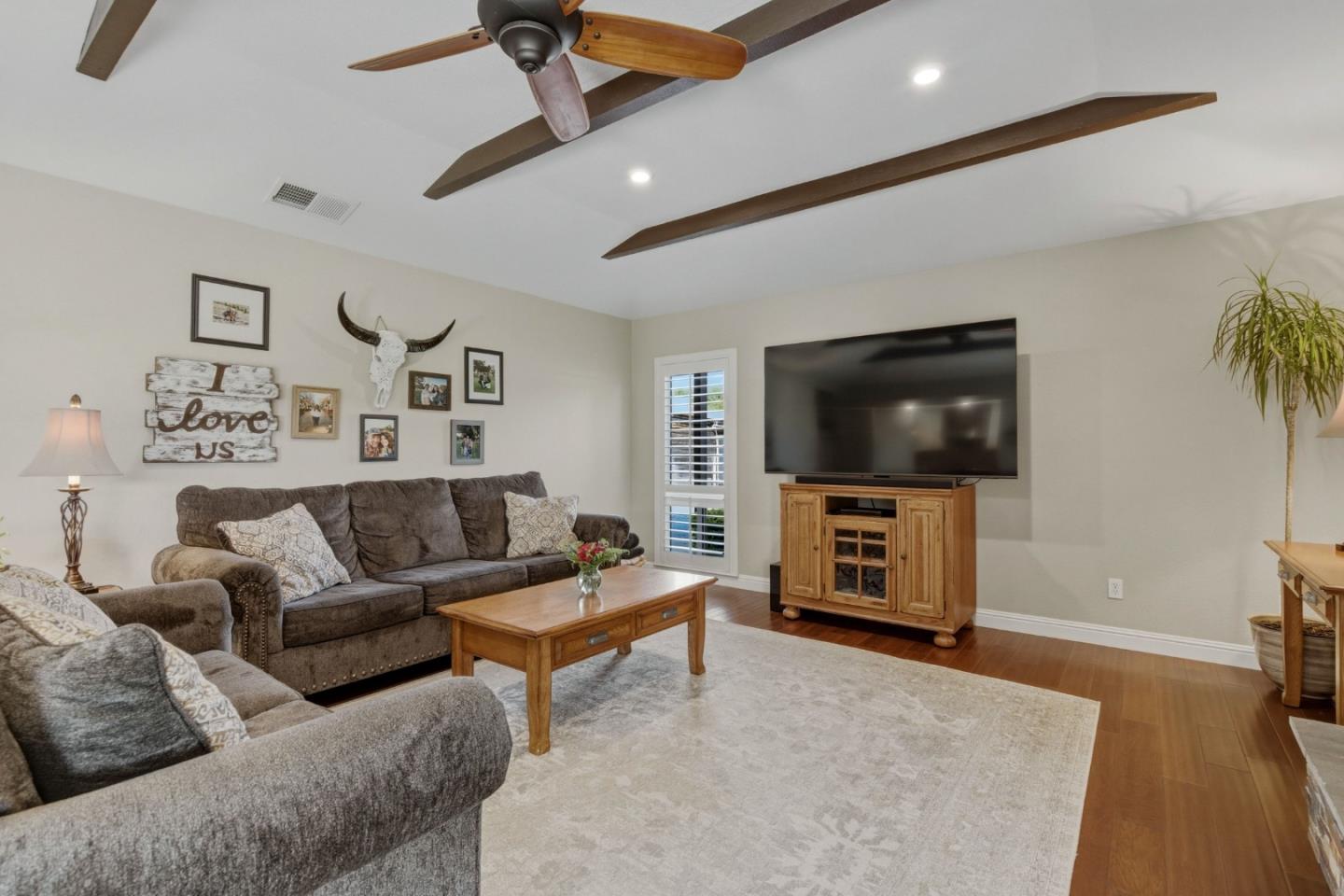 3390 Fallon Road