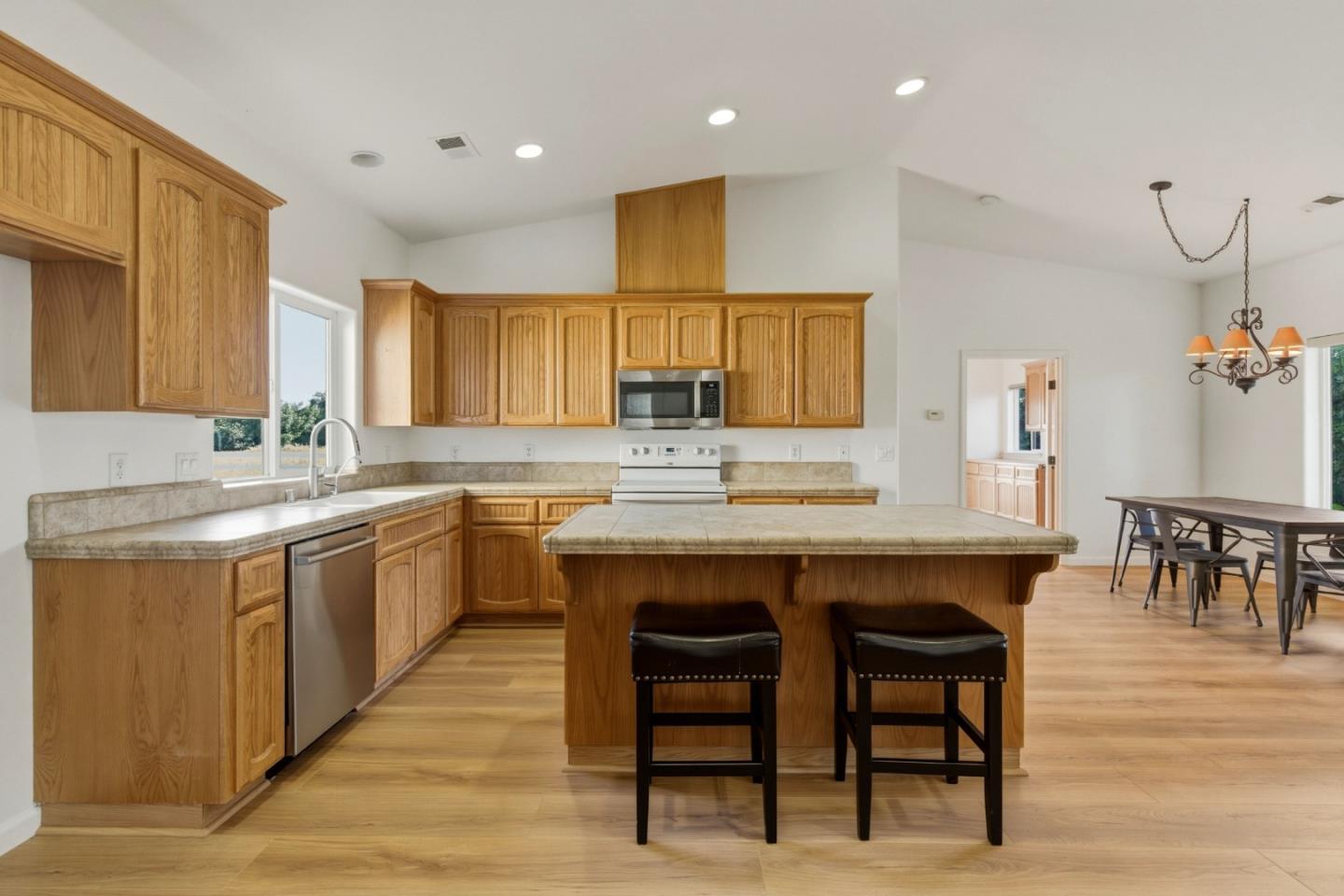 3390 Fallon Road