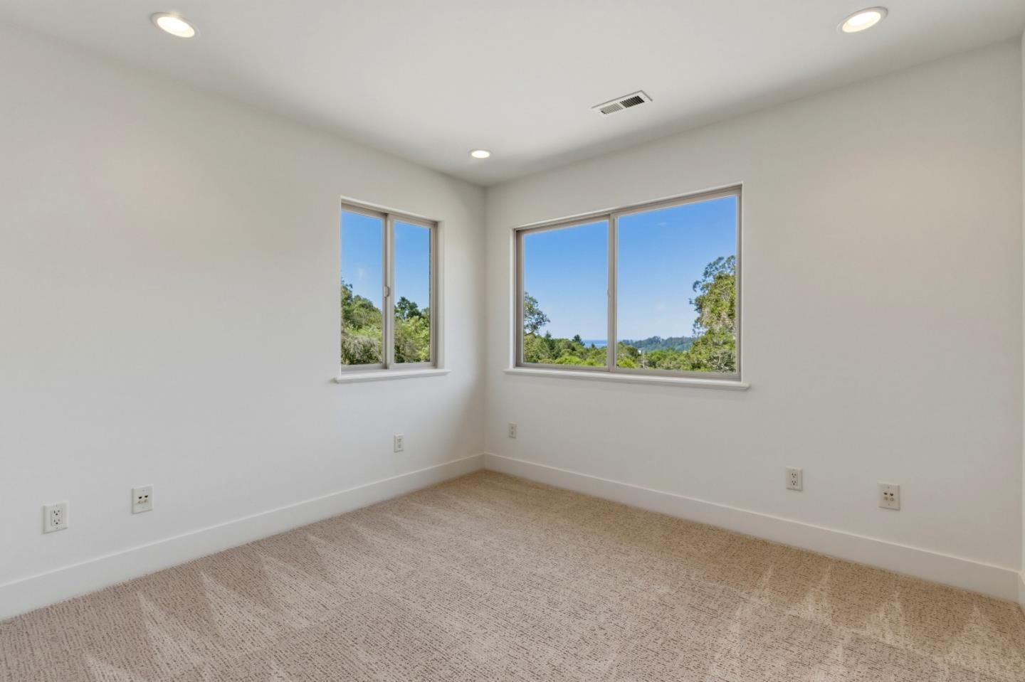 1250 Day Valley Ridge