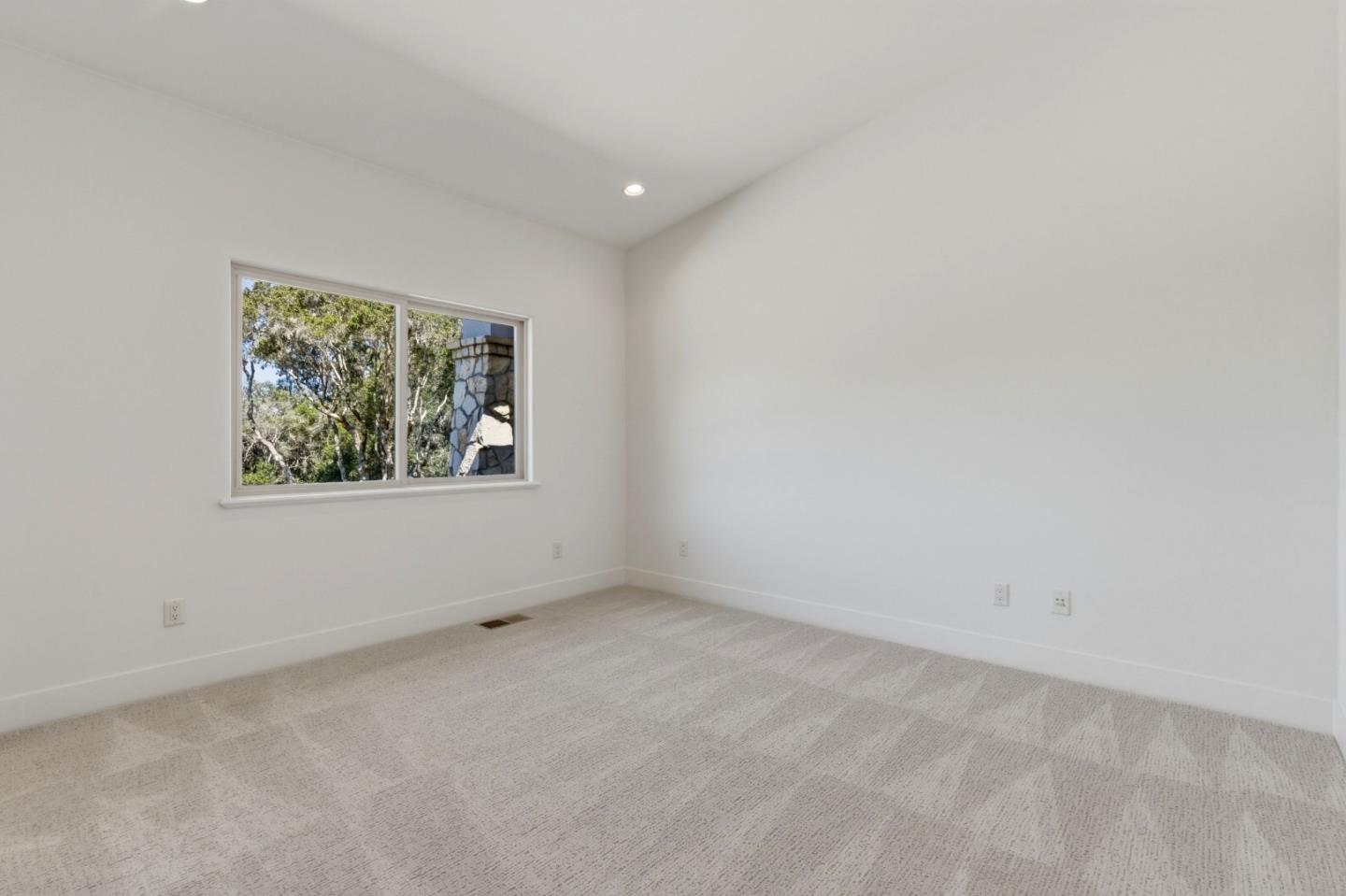 1250 Day Valley Ridge