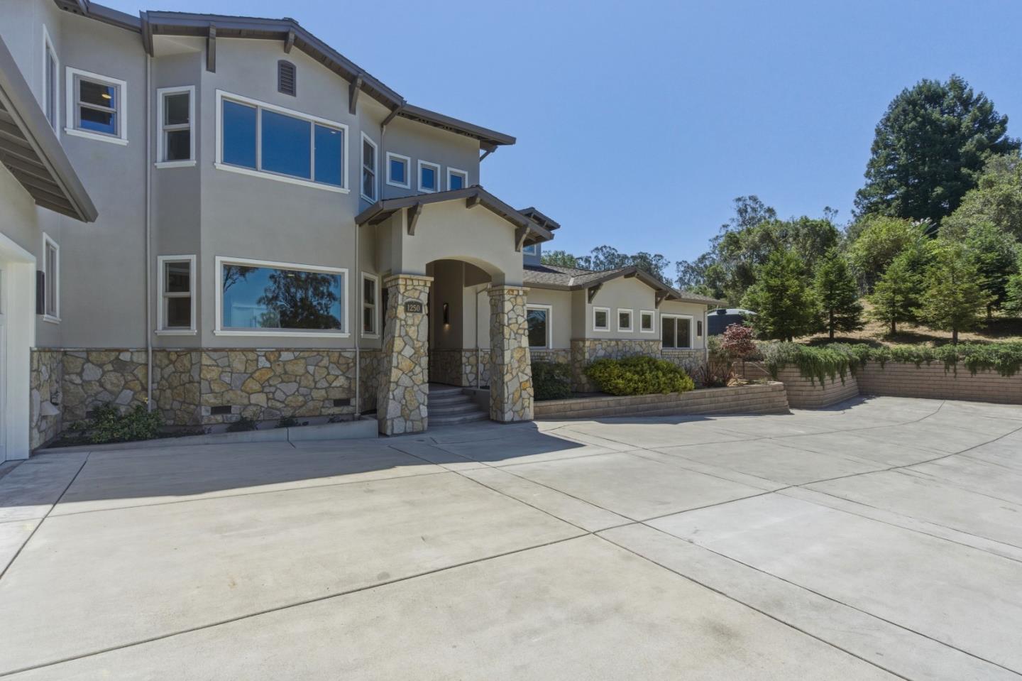 1250 Day Valley Ridge