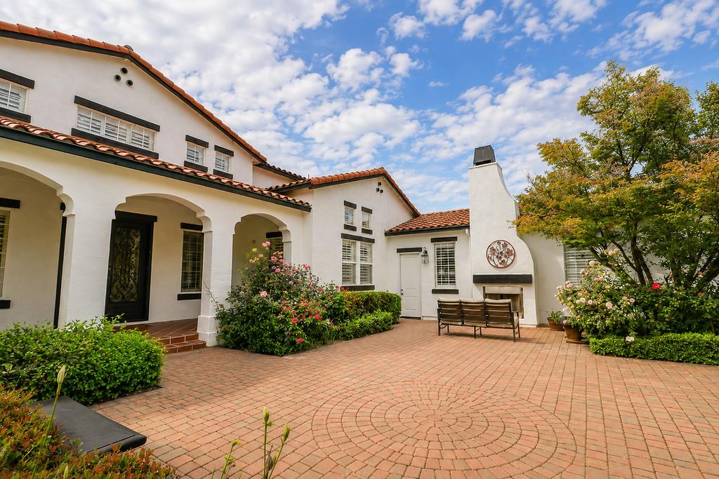 1150 Stony Brook Drive