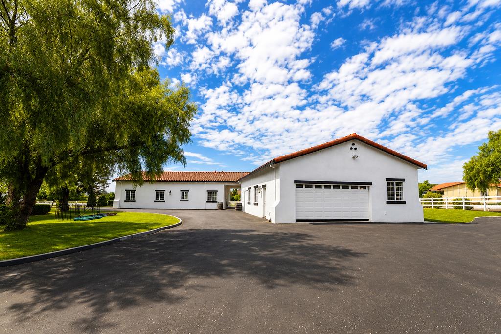 1150 Stony Brook Drive