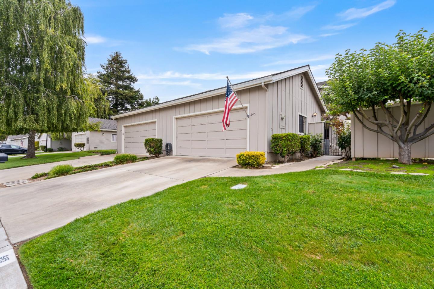 845 Helen Drive