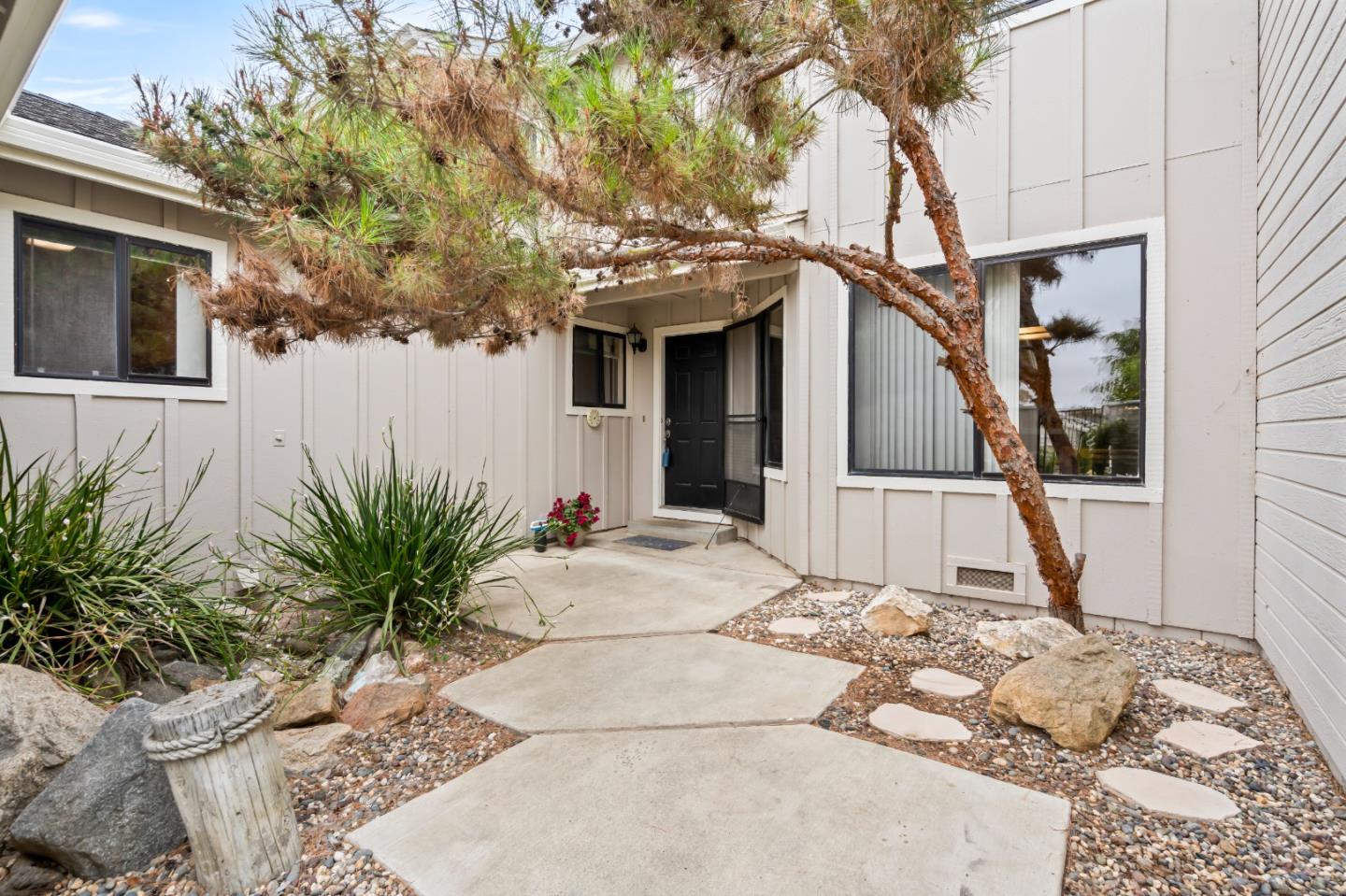 845 Helen Drive