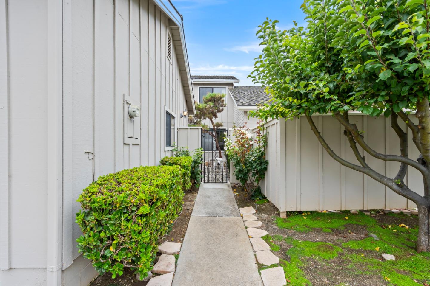 845 Helen Drive