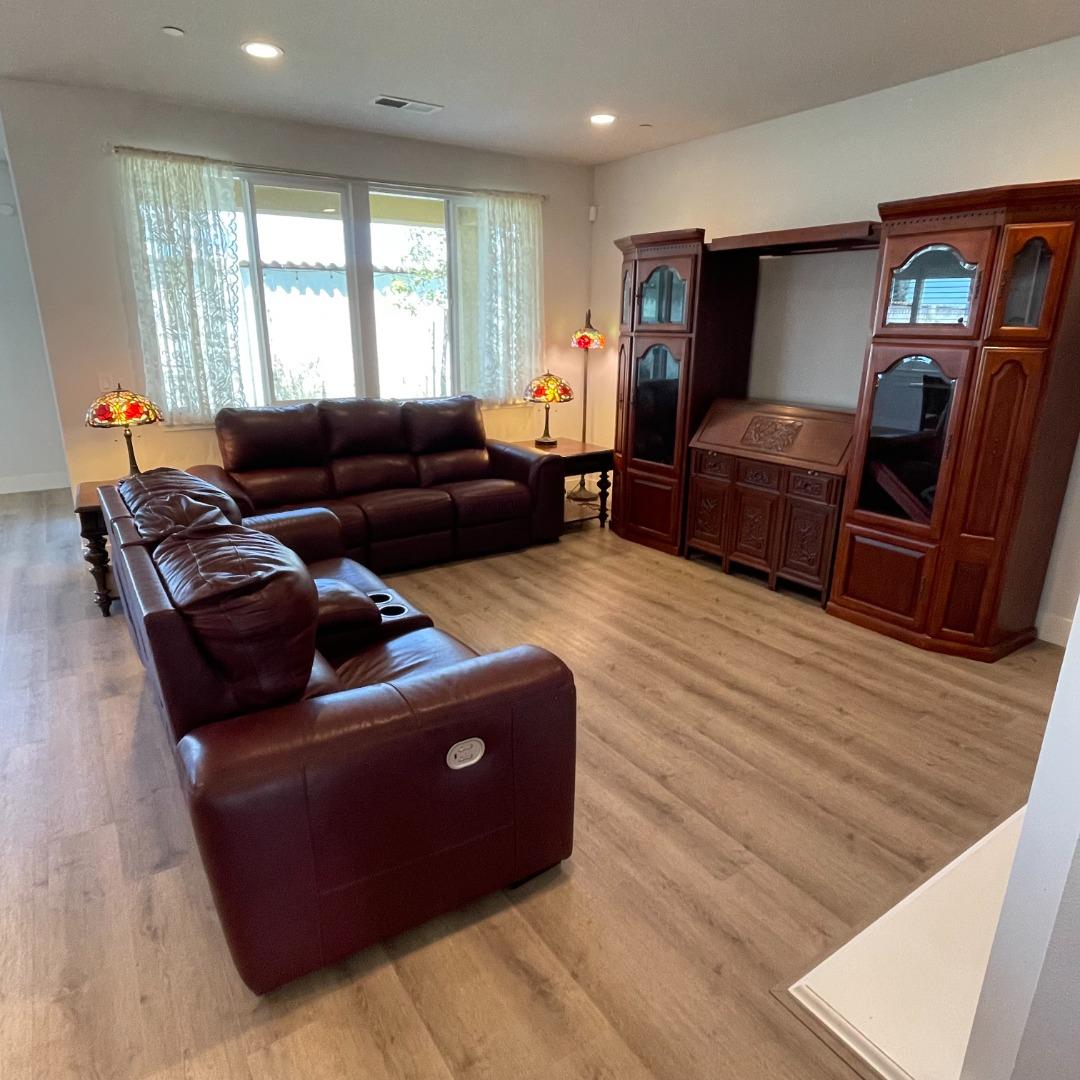 276 Copperleaf Lane