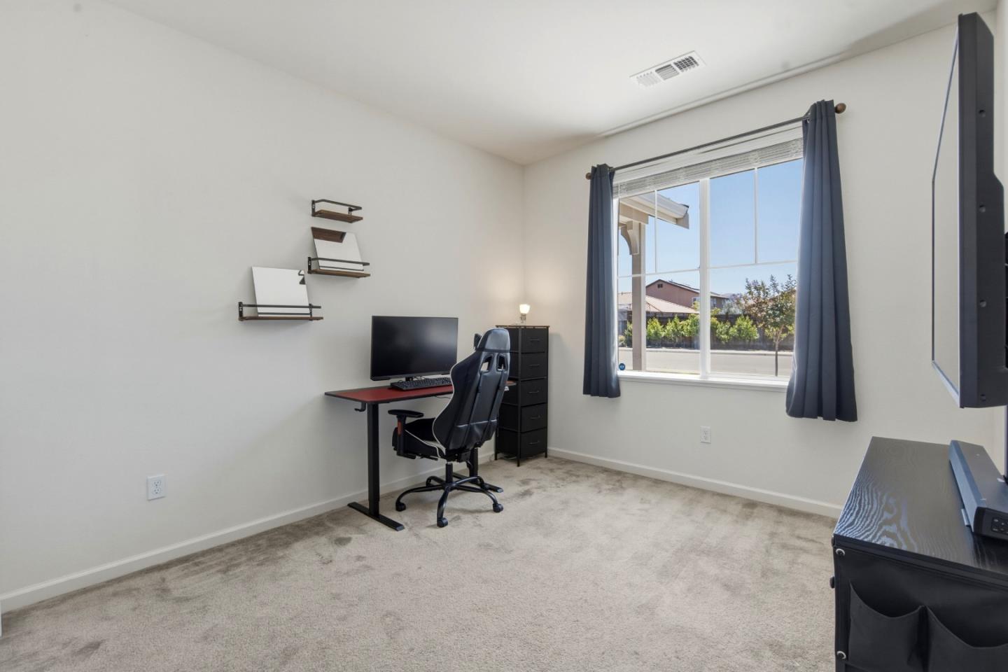 545 San Joaquin CT