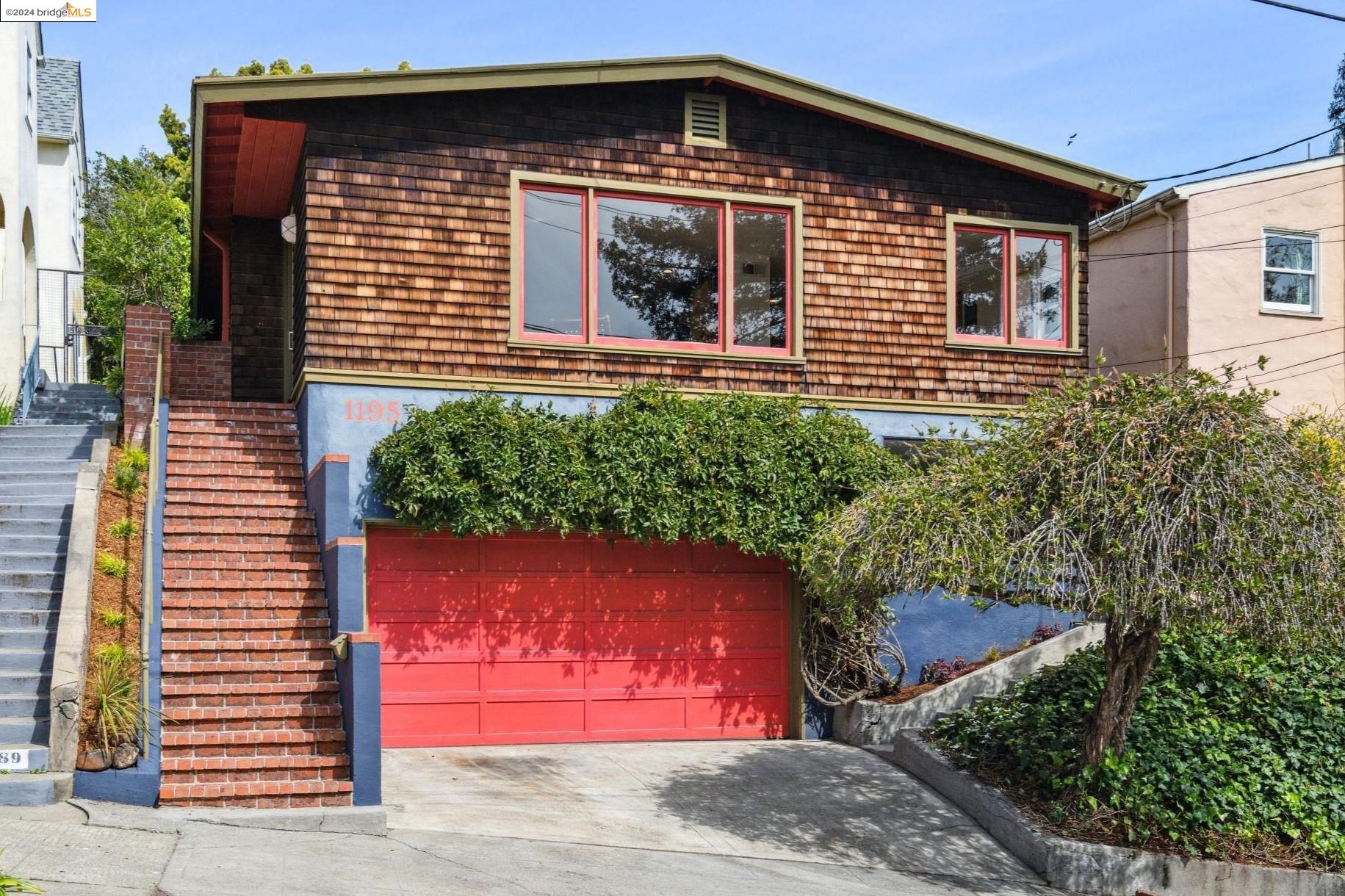 1195 Walnut Street