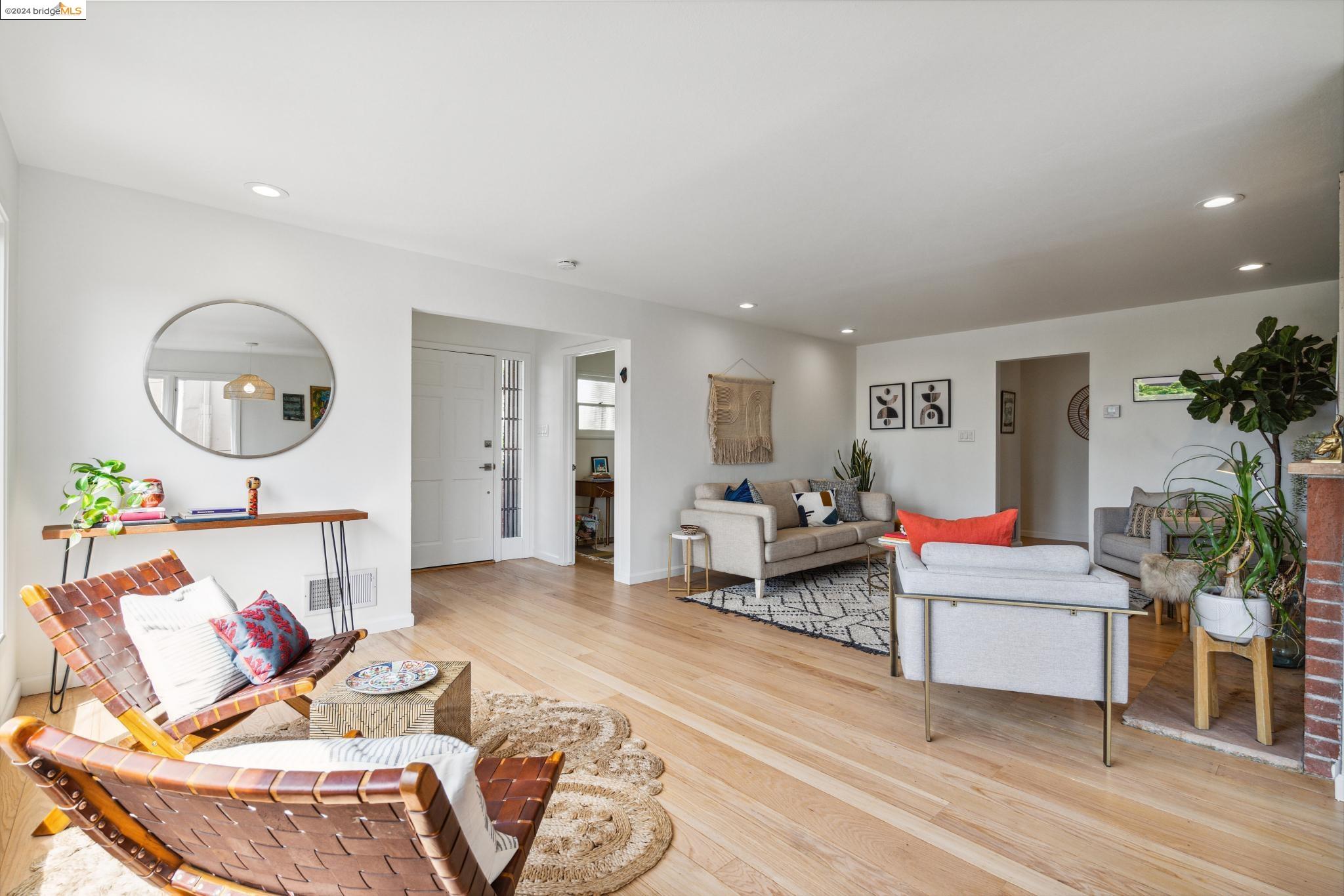 1195 Walnut Street