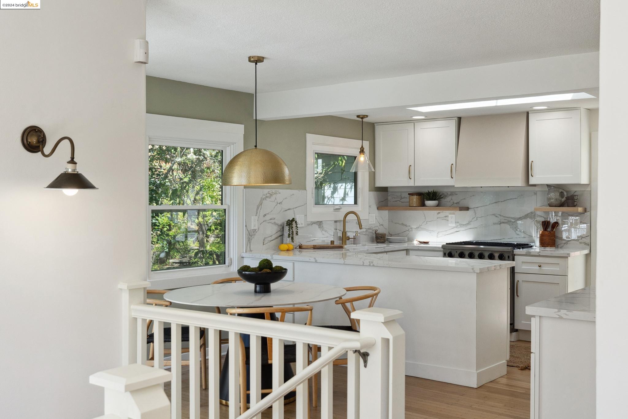 5687 Florence Ter