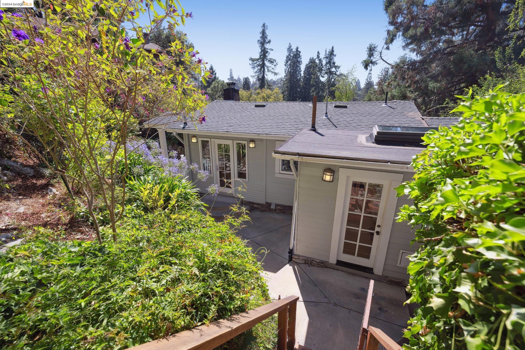 5687 Florence Ter
