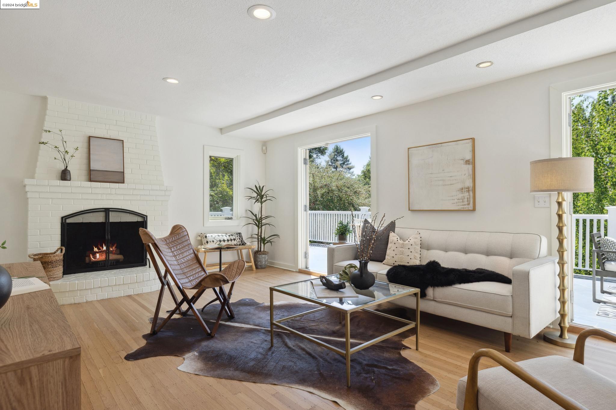 5687 Florence Ter
