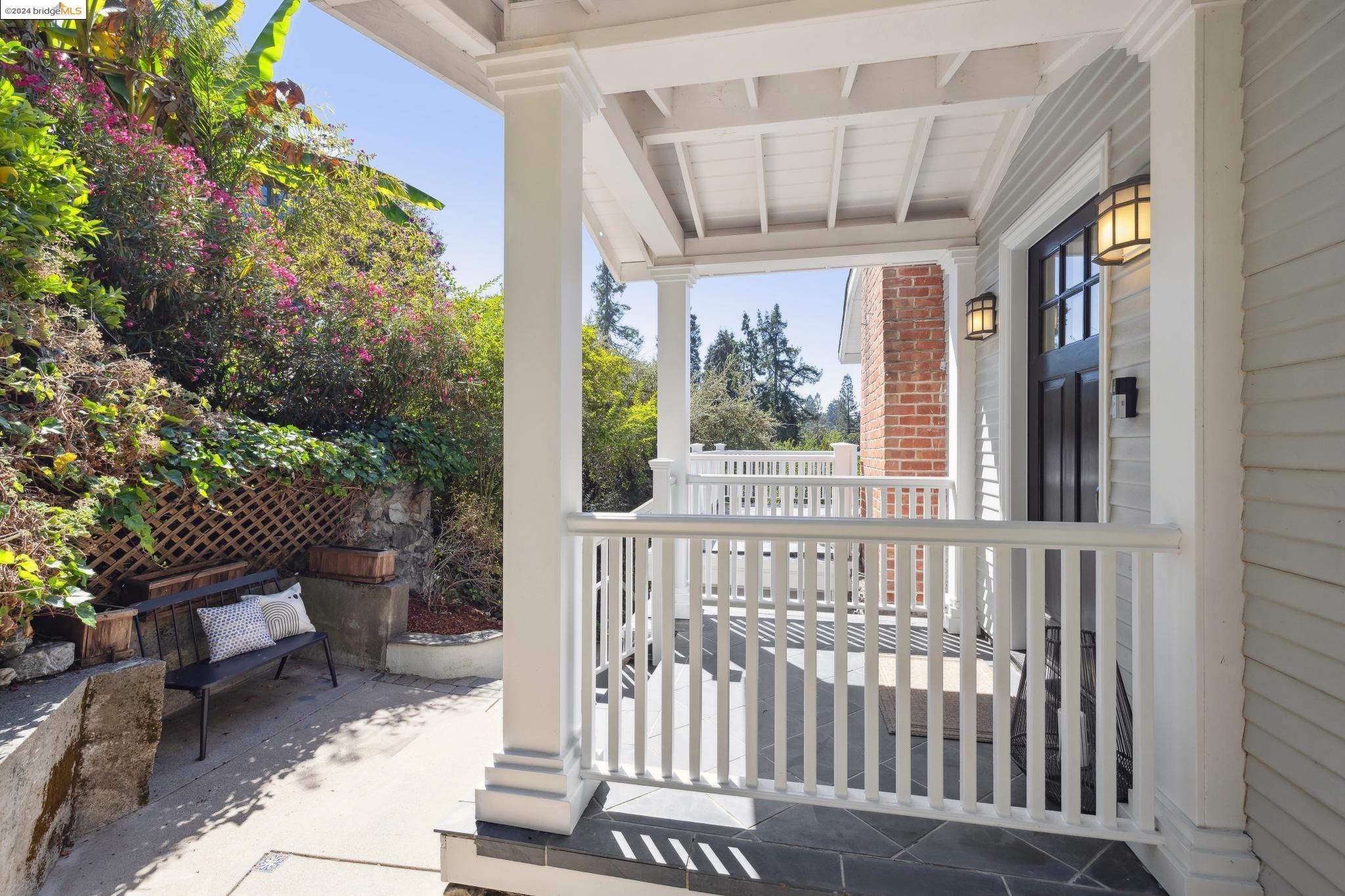 5687 Florence Ter