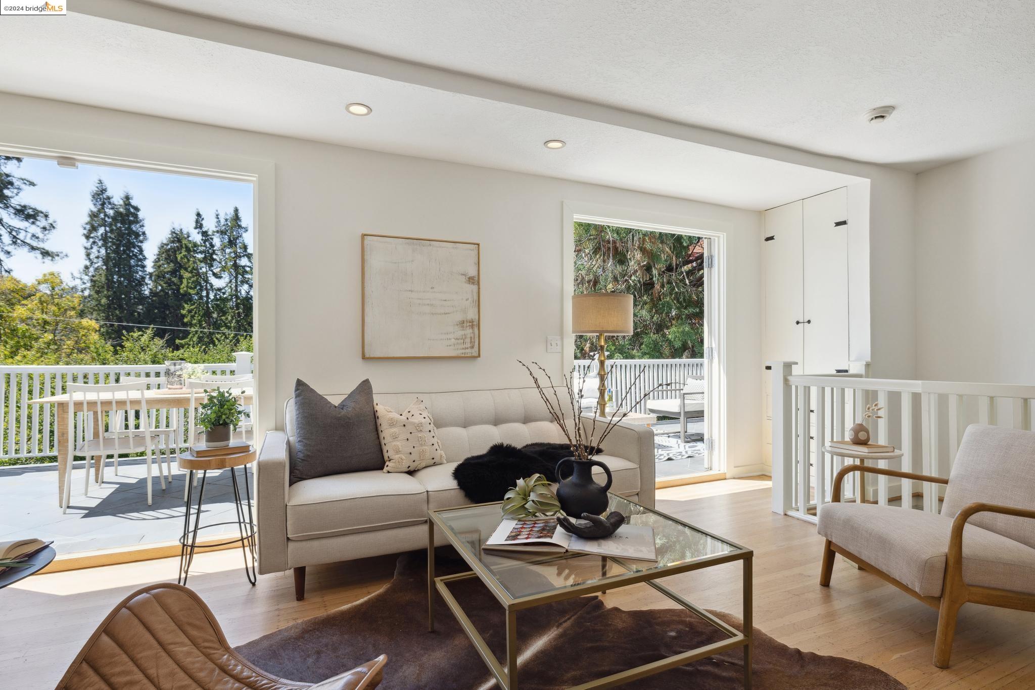 5687 Florence Ter