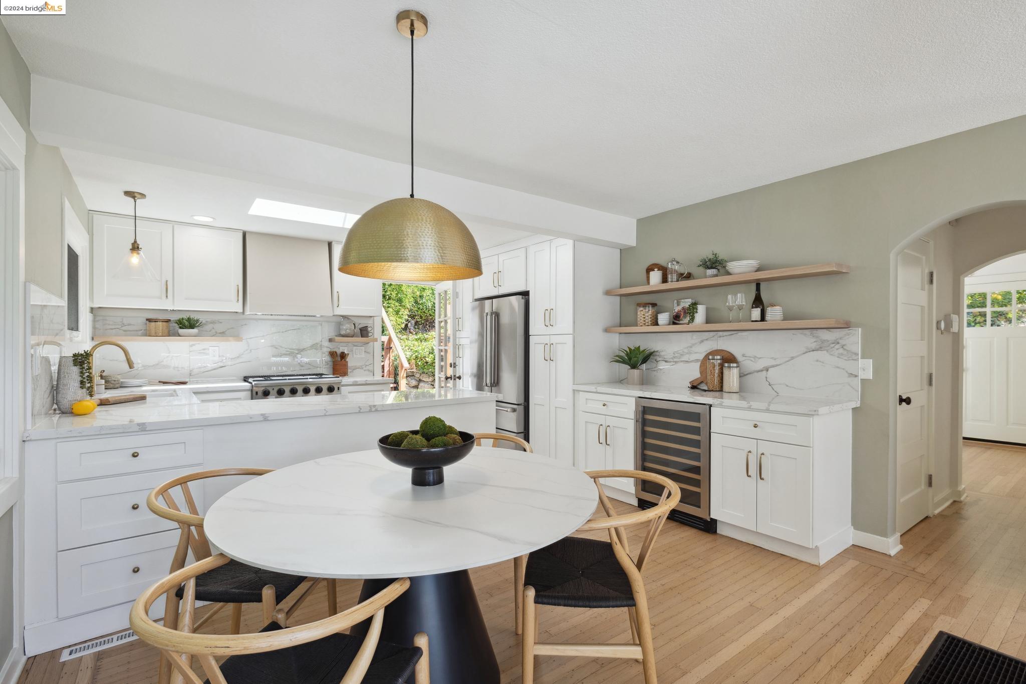 5687 Florence Ter