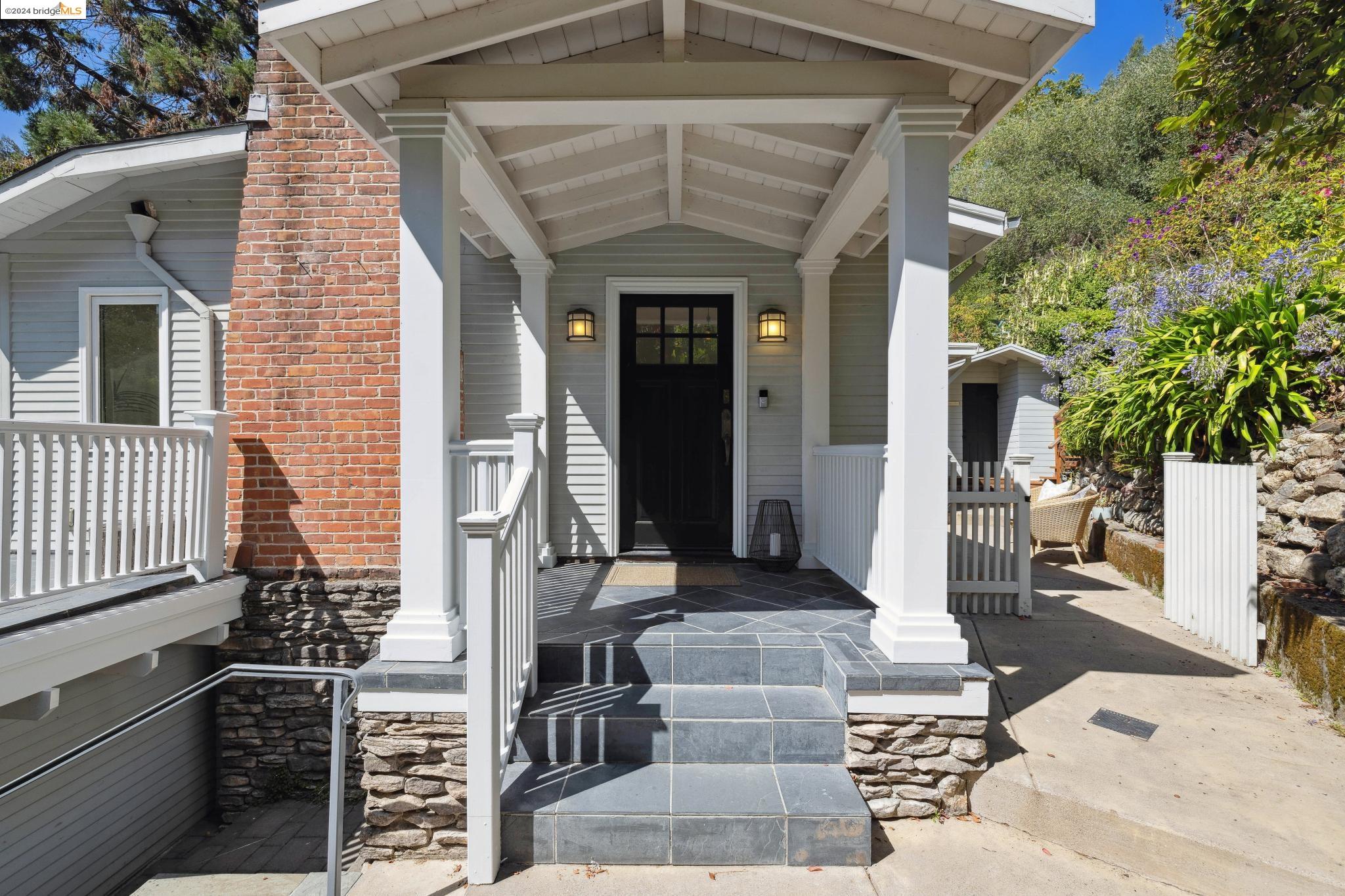 5687 Florence Ter