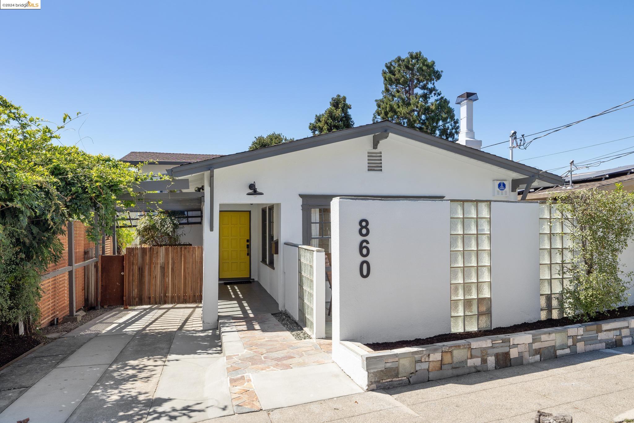 860 The Alameda