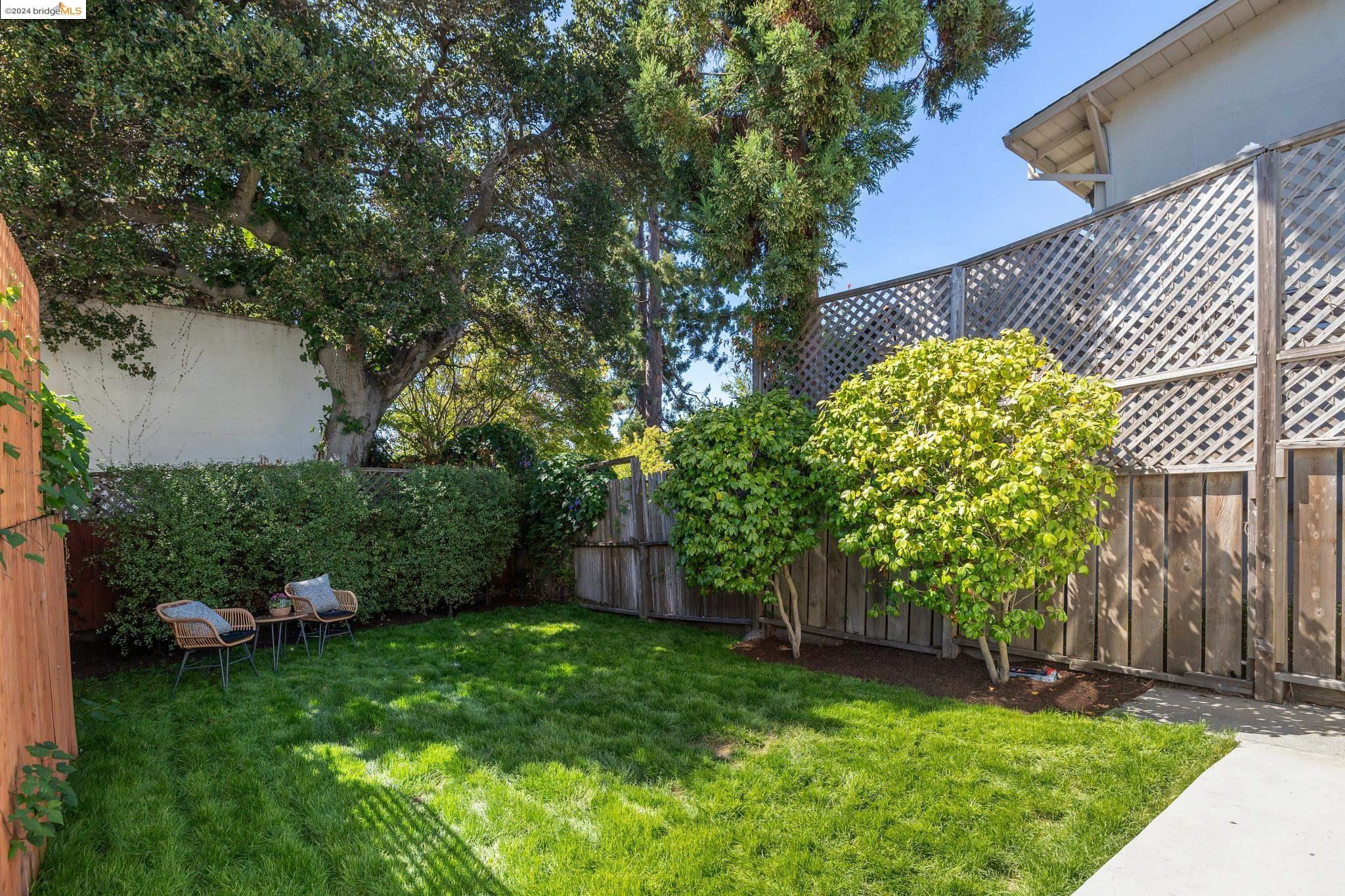 860 The Alameda