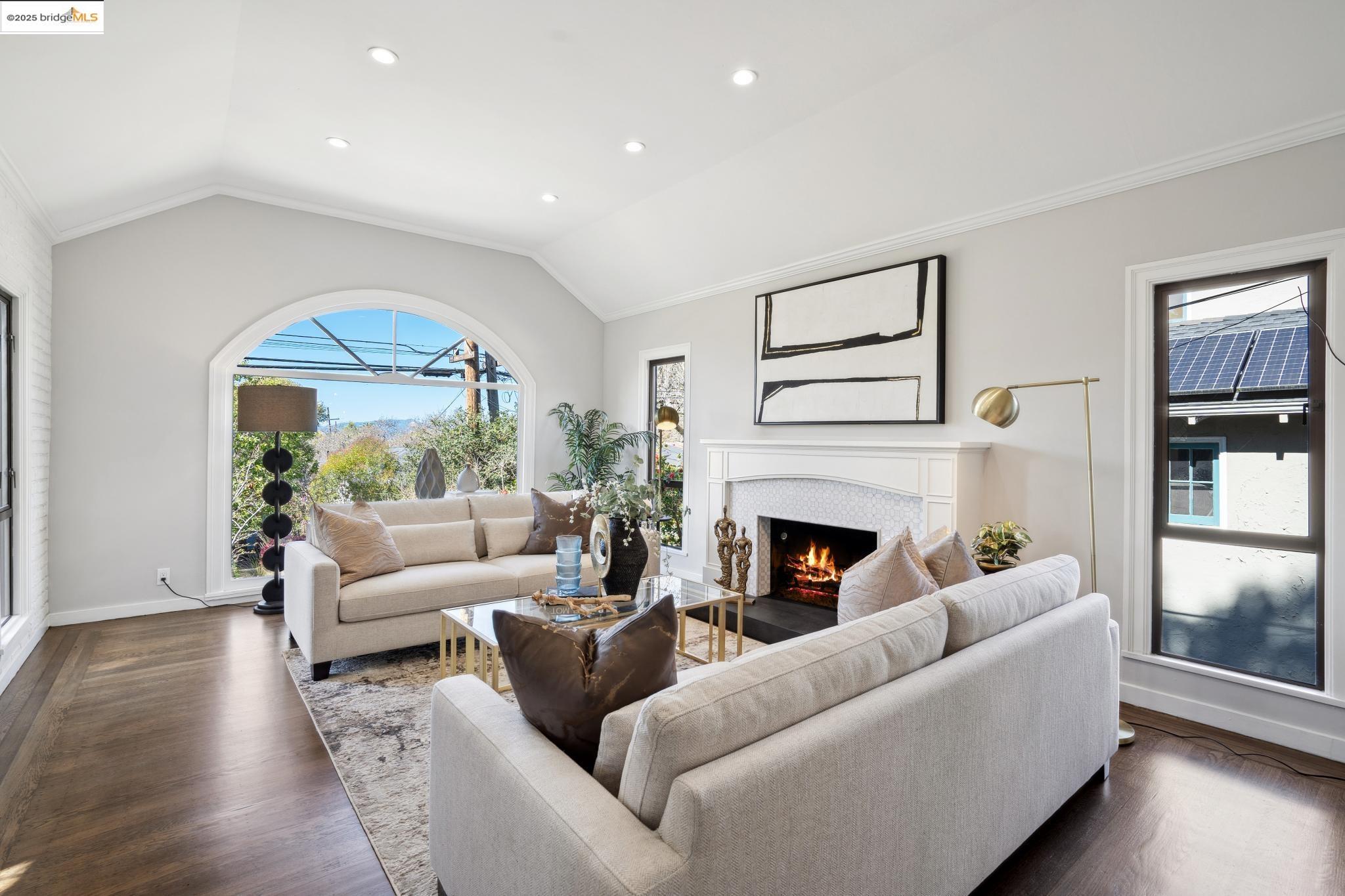 515 Colusa Ave