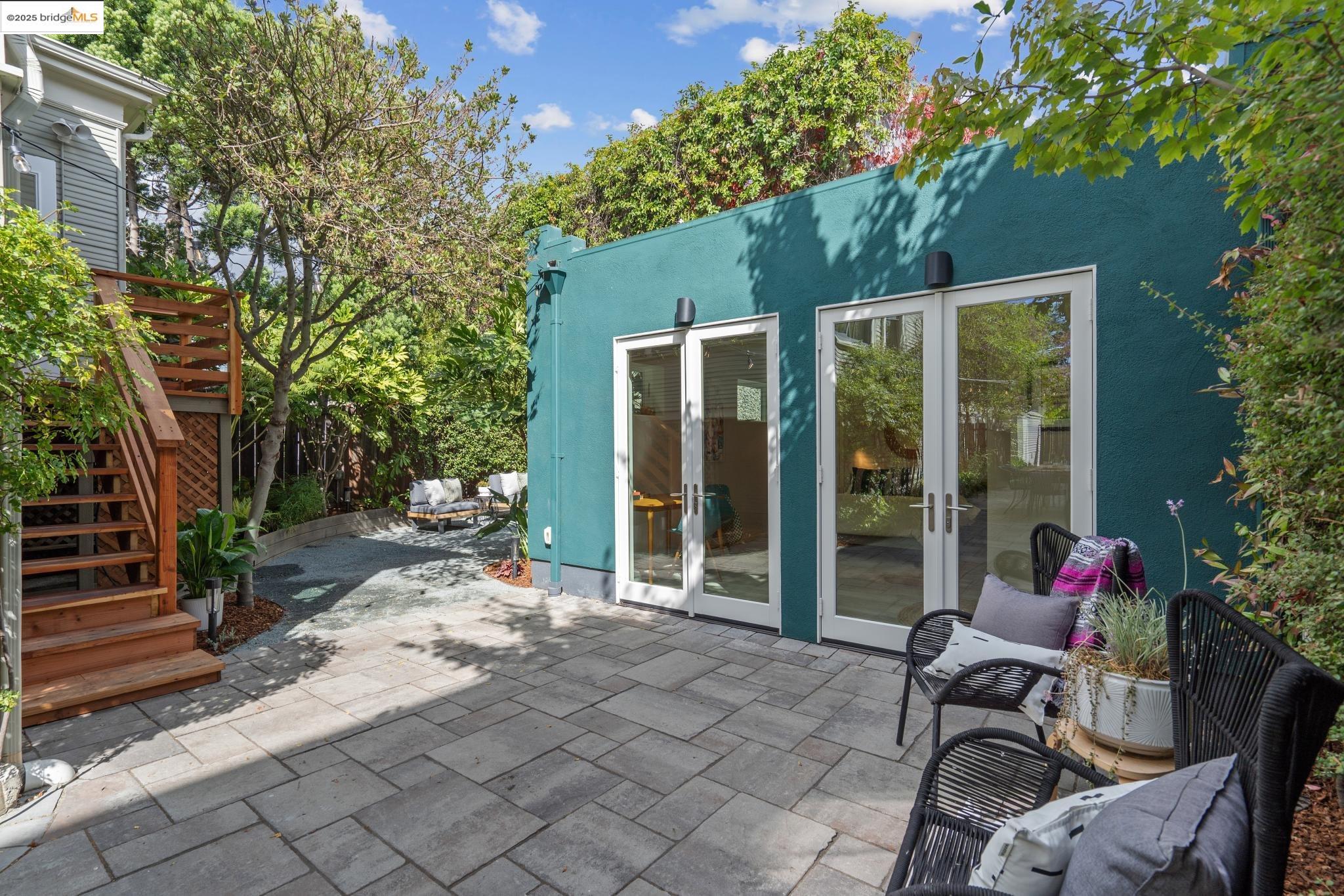 4126 Emerald Street