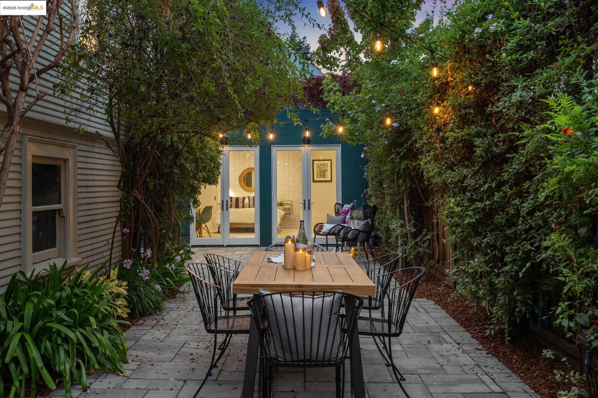 4126 Emerald Street
