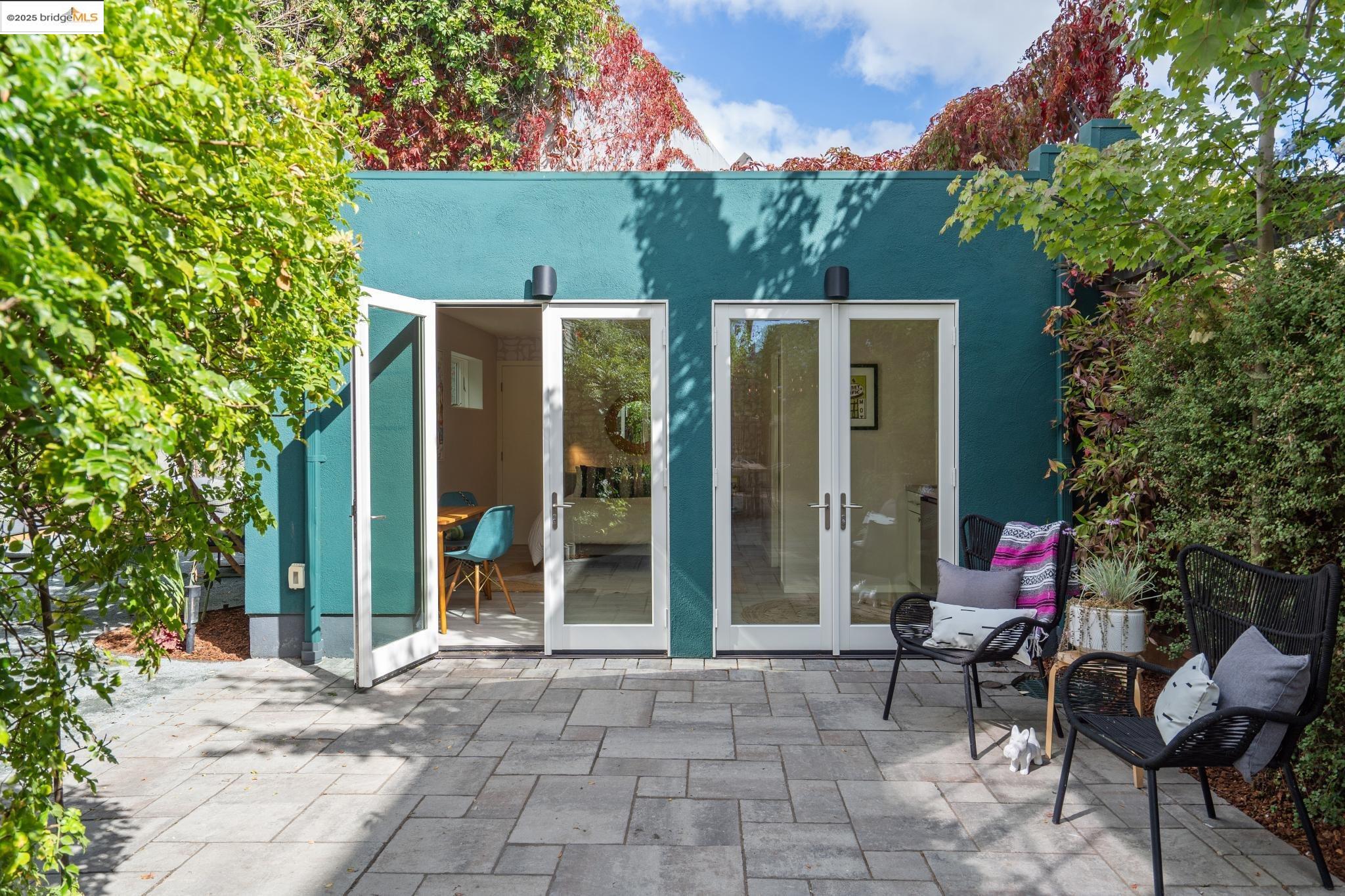 4126 Emerald Street