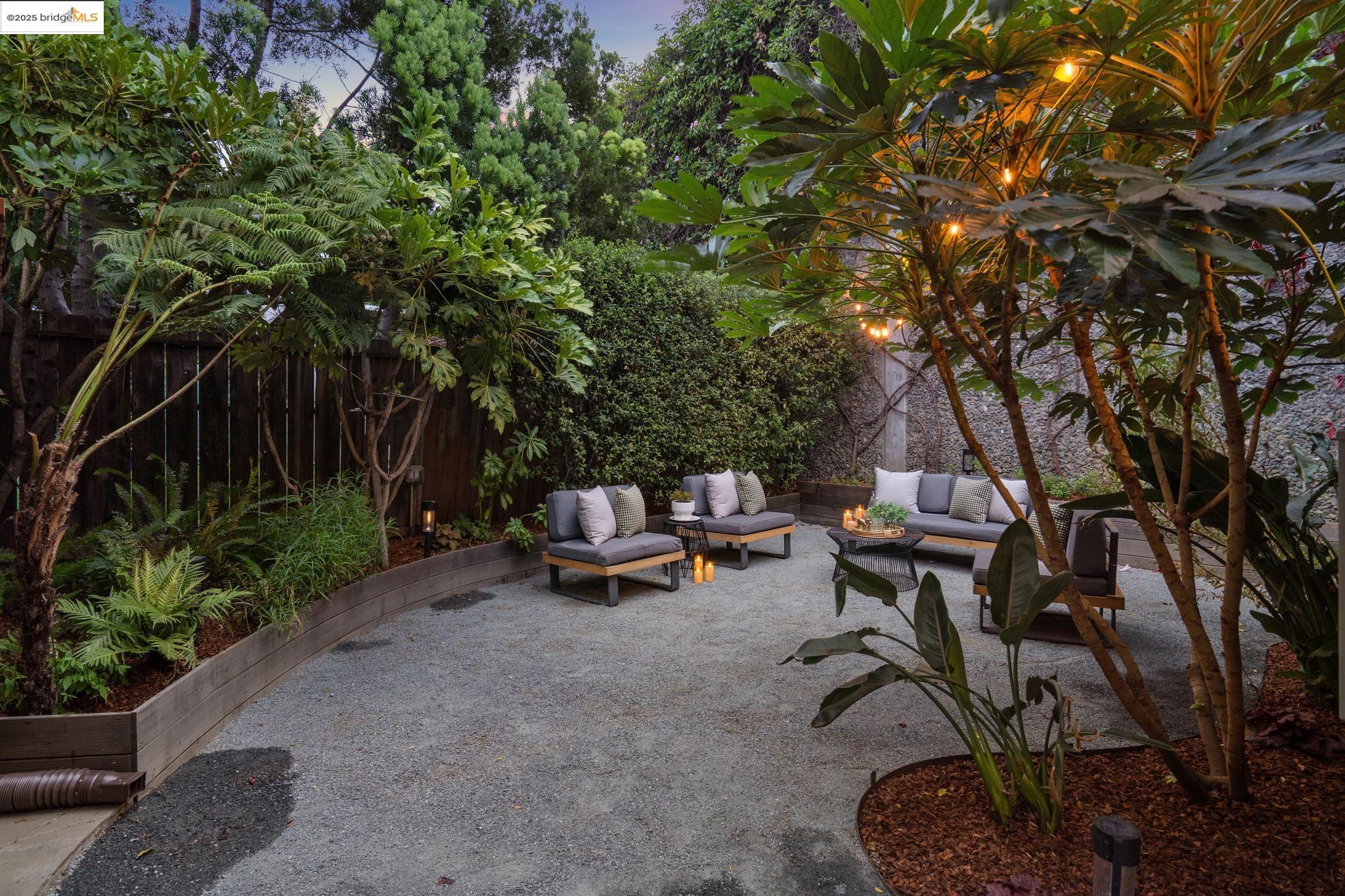 4126 Emerald Street