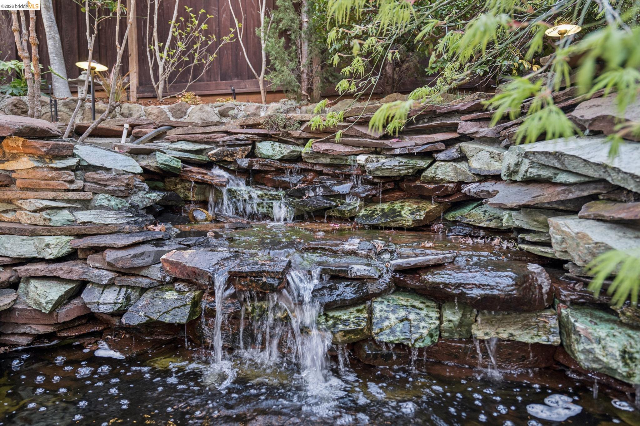 5416 GOLDEN GATE Ave