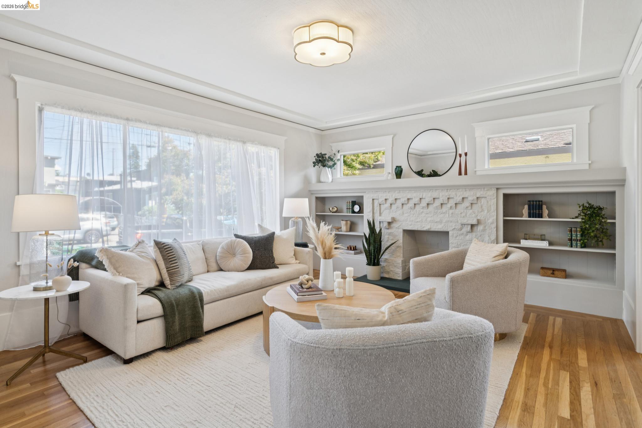 4187 Emerald Street