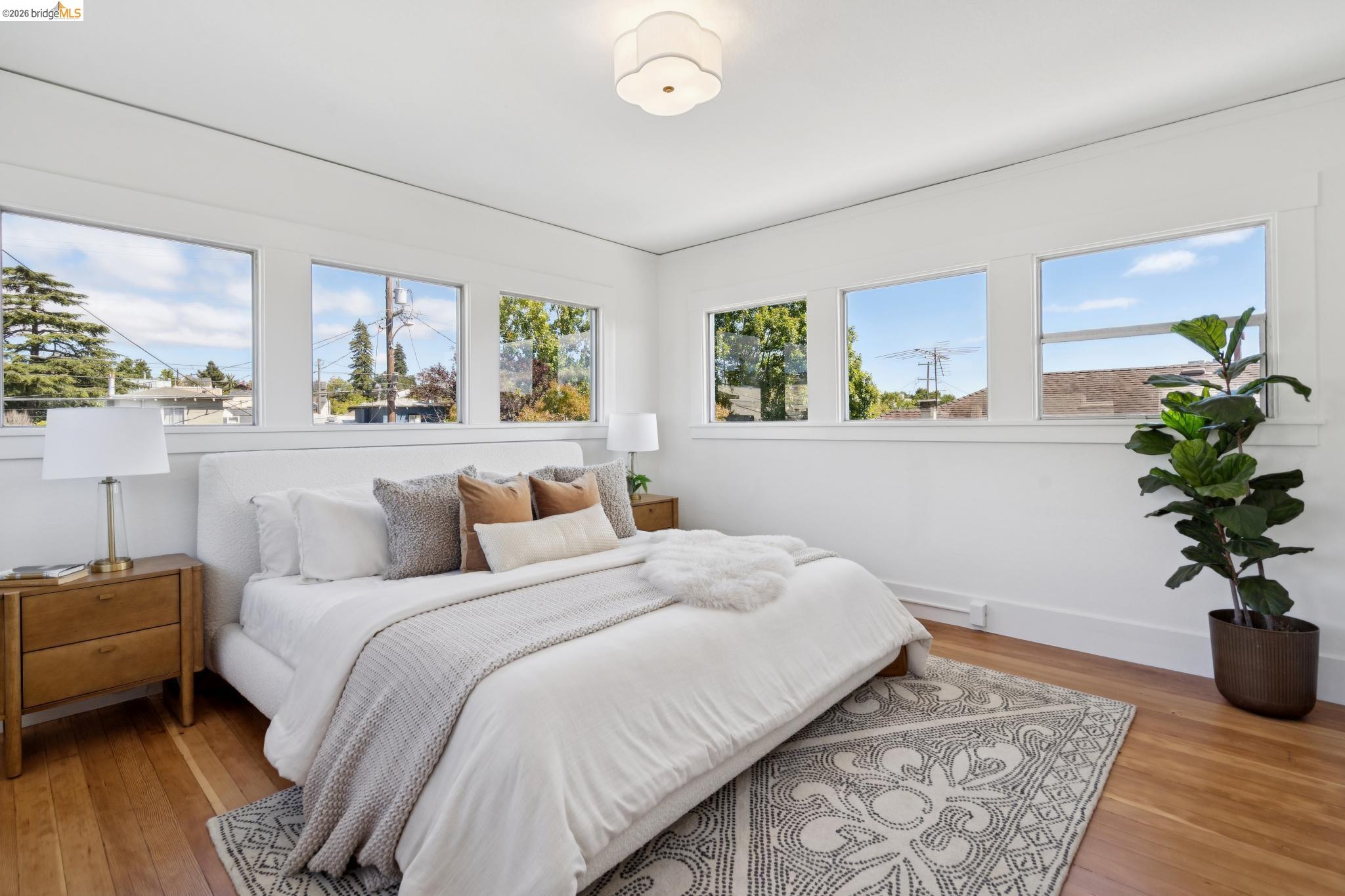 4187 Emerald Street