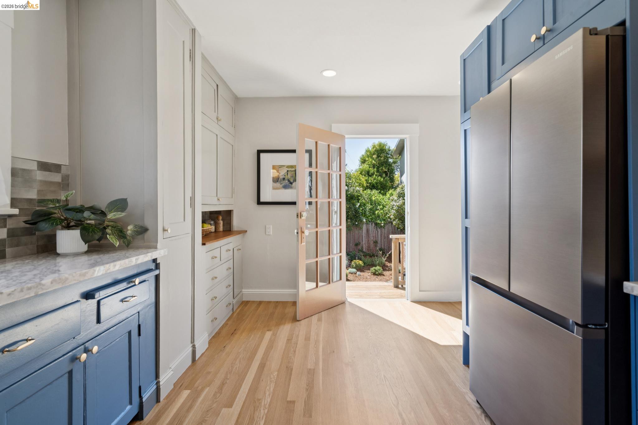 4187 Emerald Street