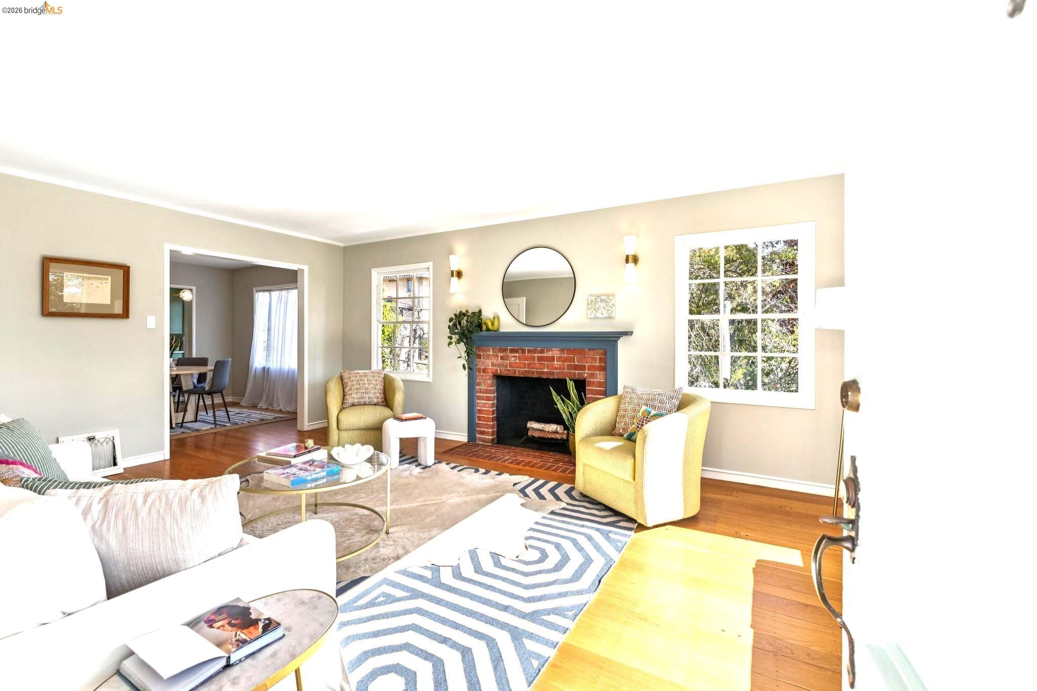 1125 Walnut