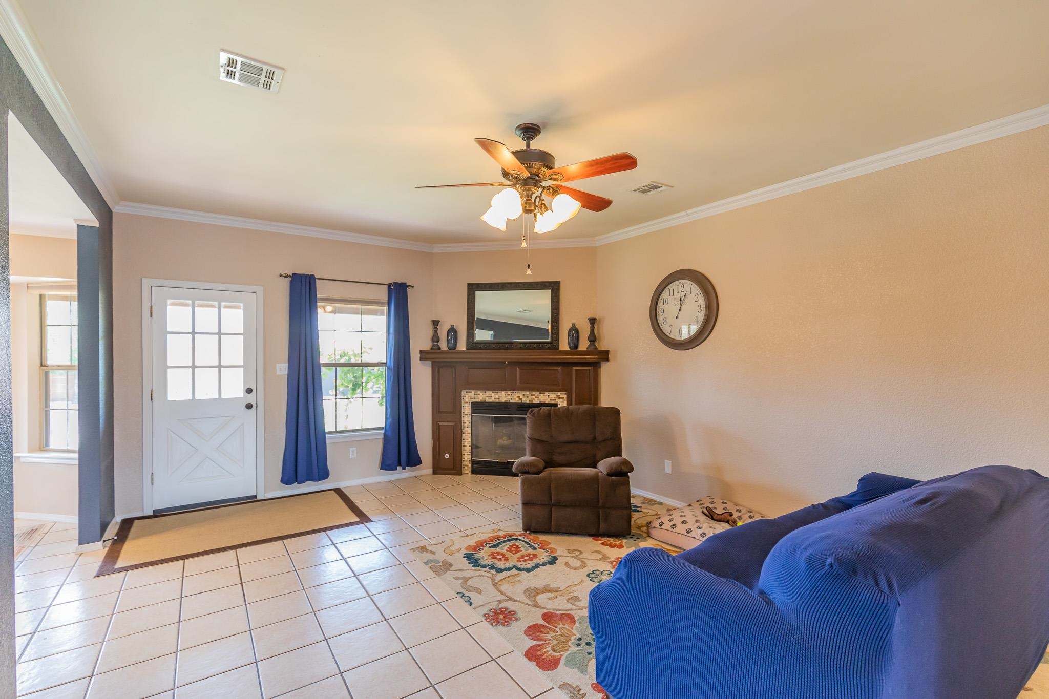 3656 Mosswood AVE